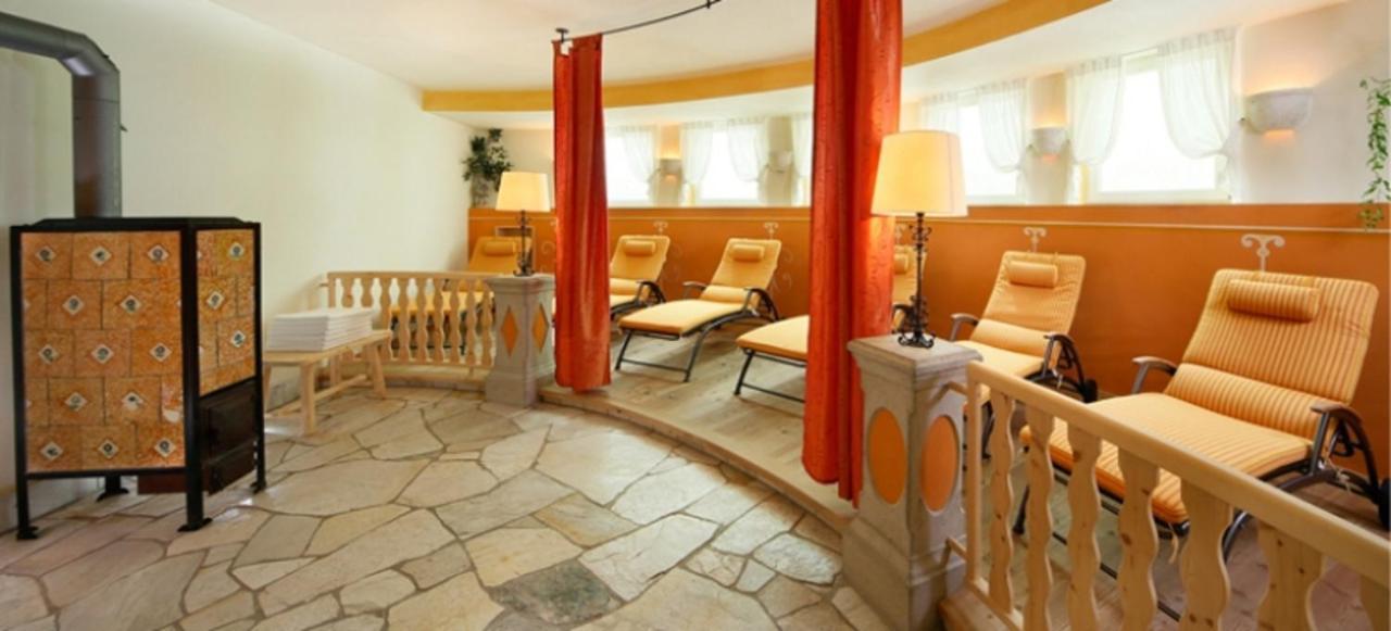 Turmchalet Braies  Bagian luar foto